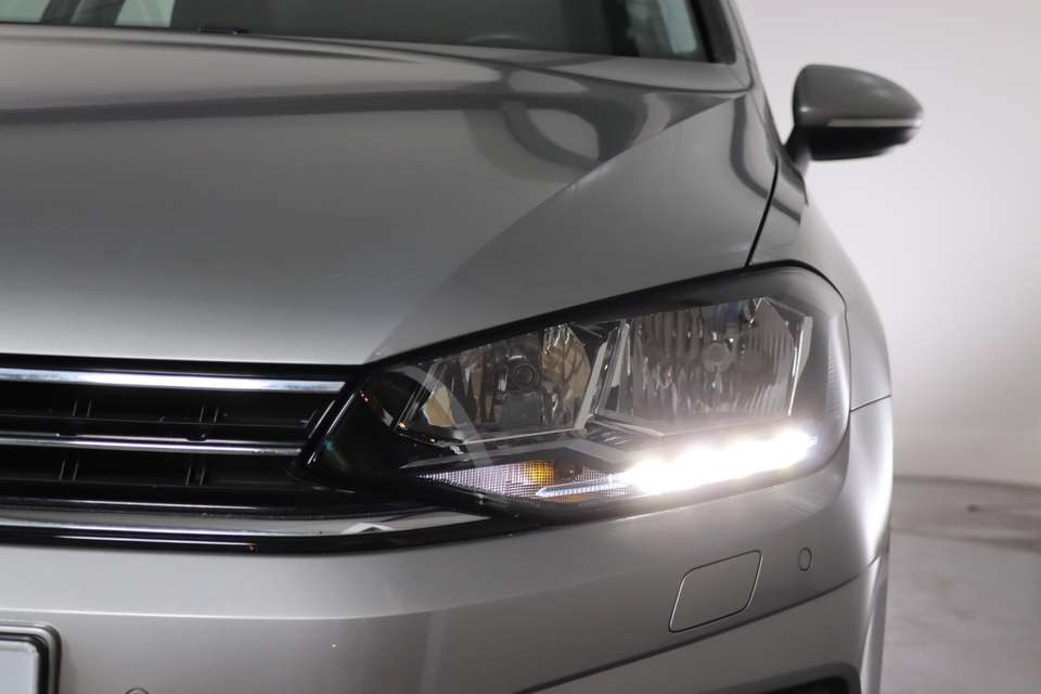 Volkswagen Golf Sportsvan - Imagem 8