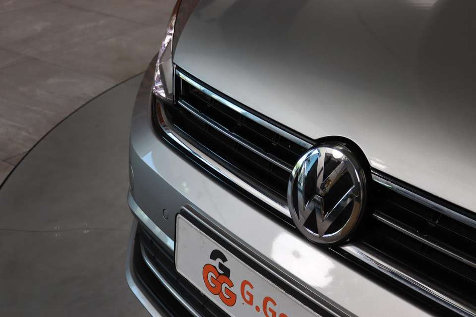Volkswagen Golf Sportsvan - Imagem 9