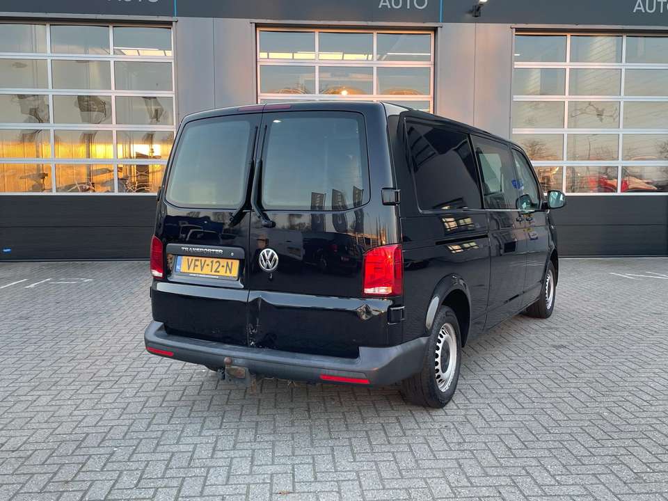 Volkswagen T6.1 Transporter - Imagem 12