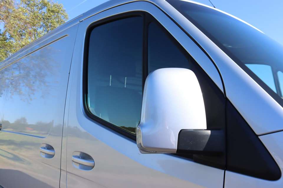 Mercedes-Benz Sprinter - Imagem 12