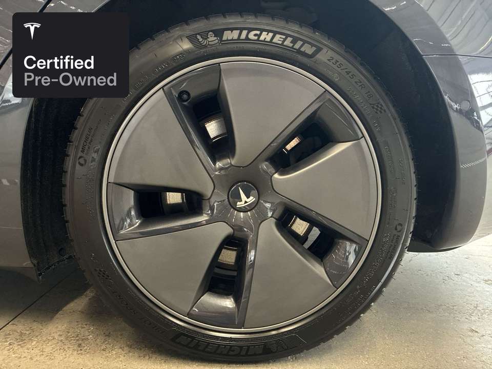 Tesla Model 3 - Imagem 6