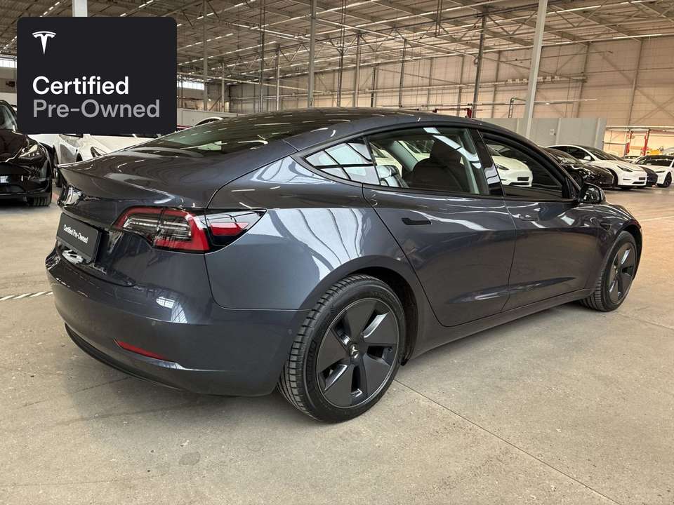 Tesla Model 3 - Imagem 9