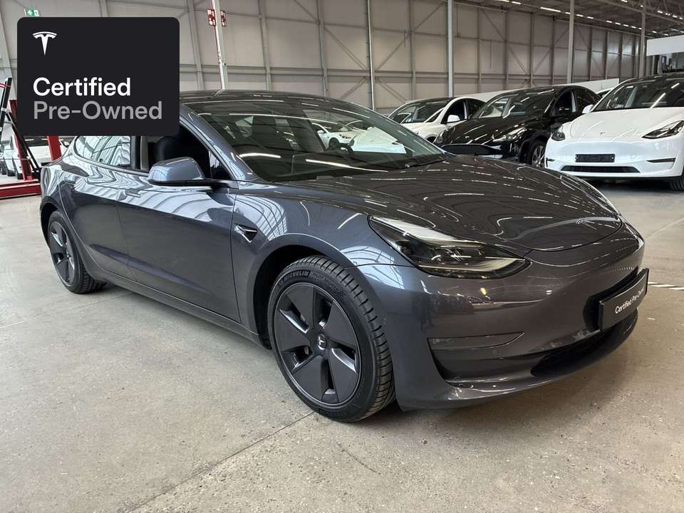 Tesla Model 3 - Imagem 13