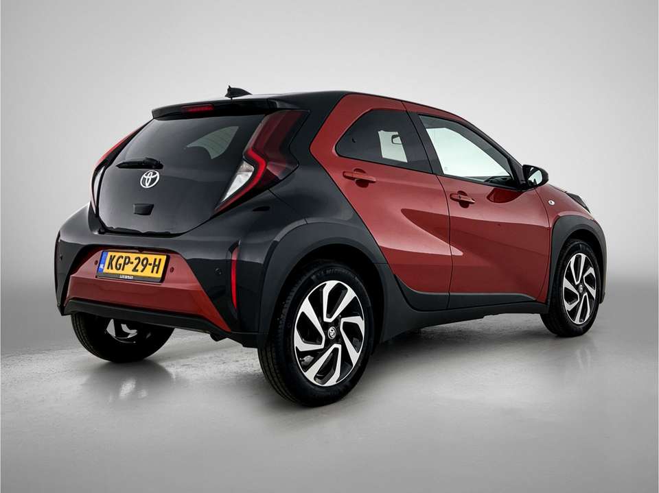 Toyota Aygo X - Imagem 2