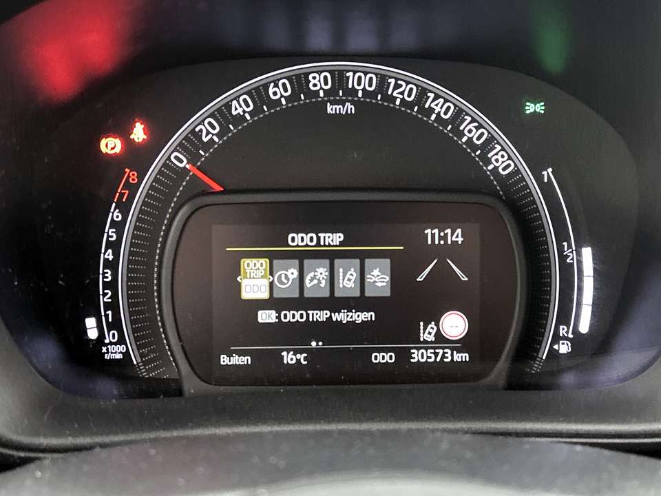 Toyota Aygo X - Imagem 6