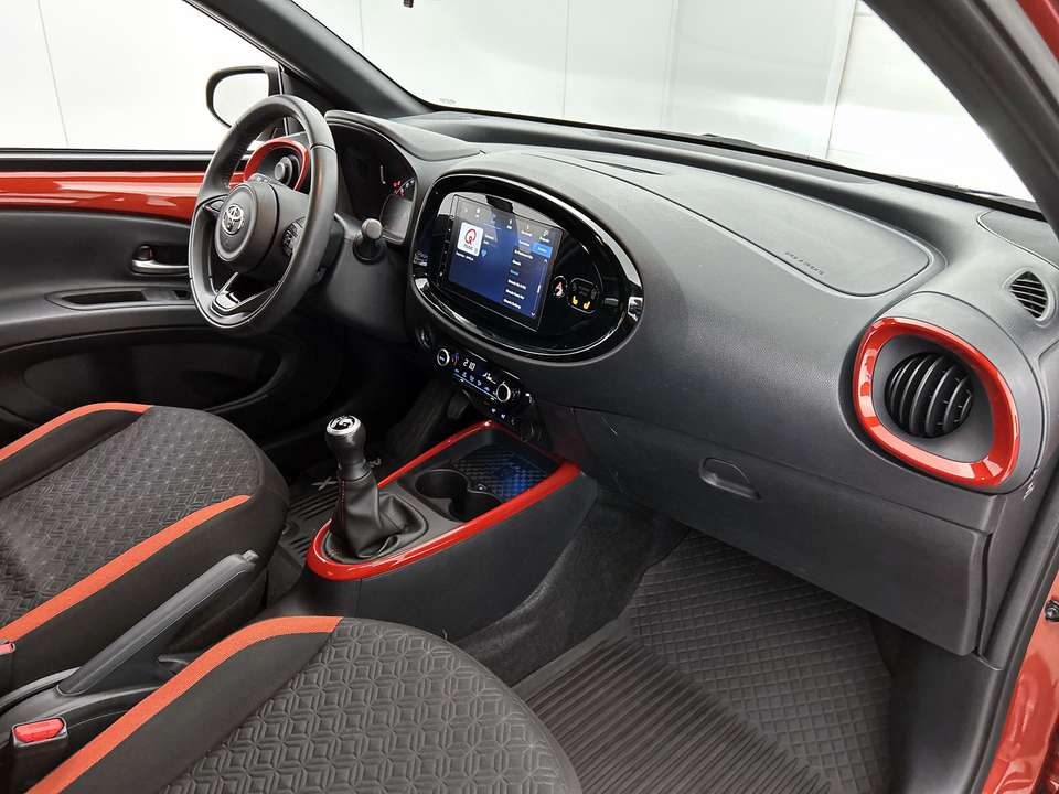 Toyota Aygo X - Imagem 7