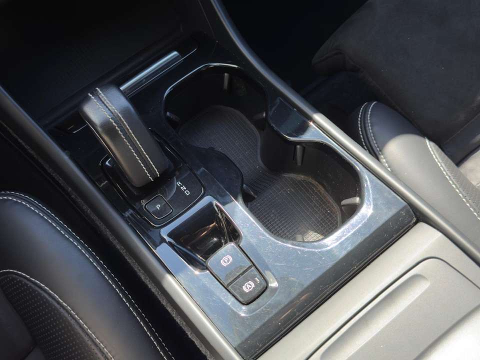 Volvo XC40 - Imagem 8
