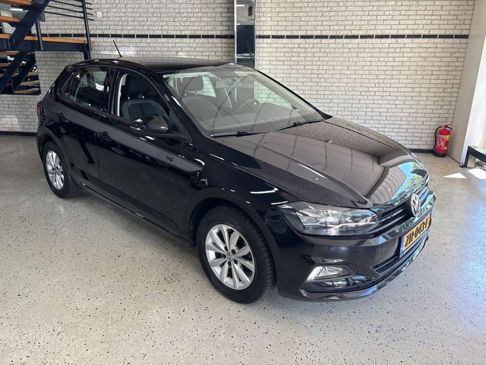 Volkswagen Polo - Imagem 1
