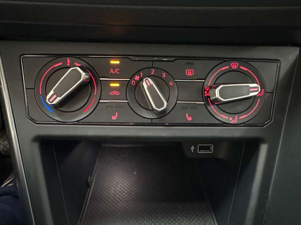 Volkswagen Polo - Imagem 12