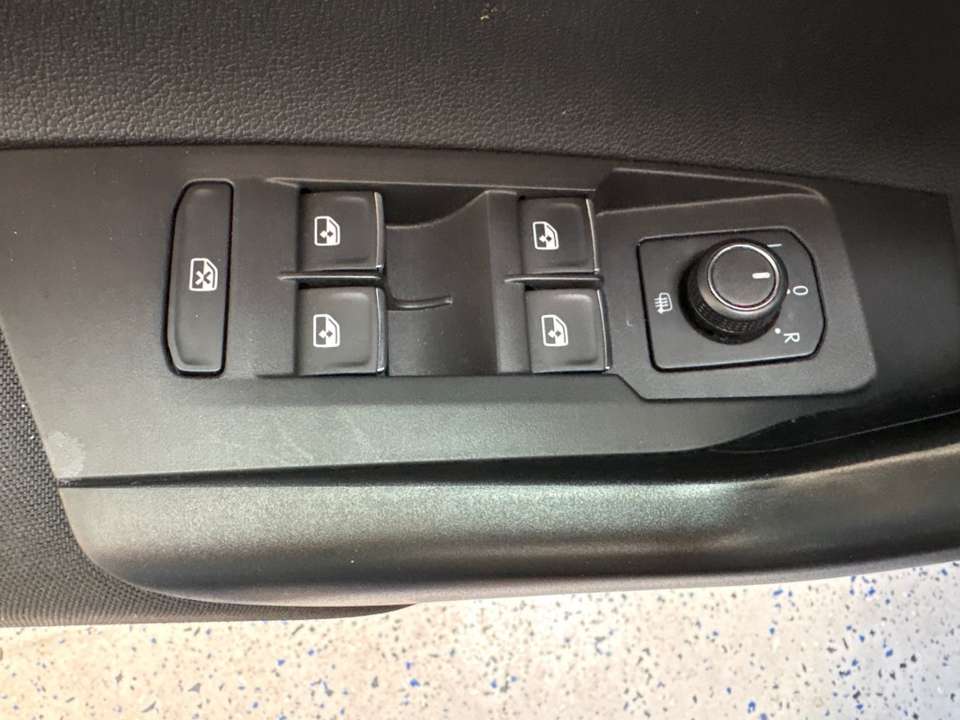 Volkswagen Polo - Imagem 13