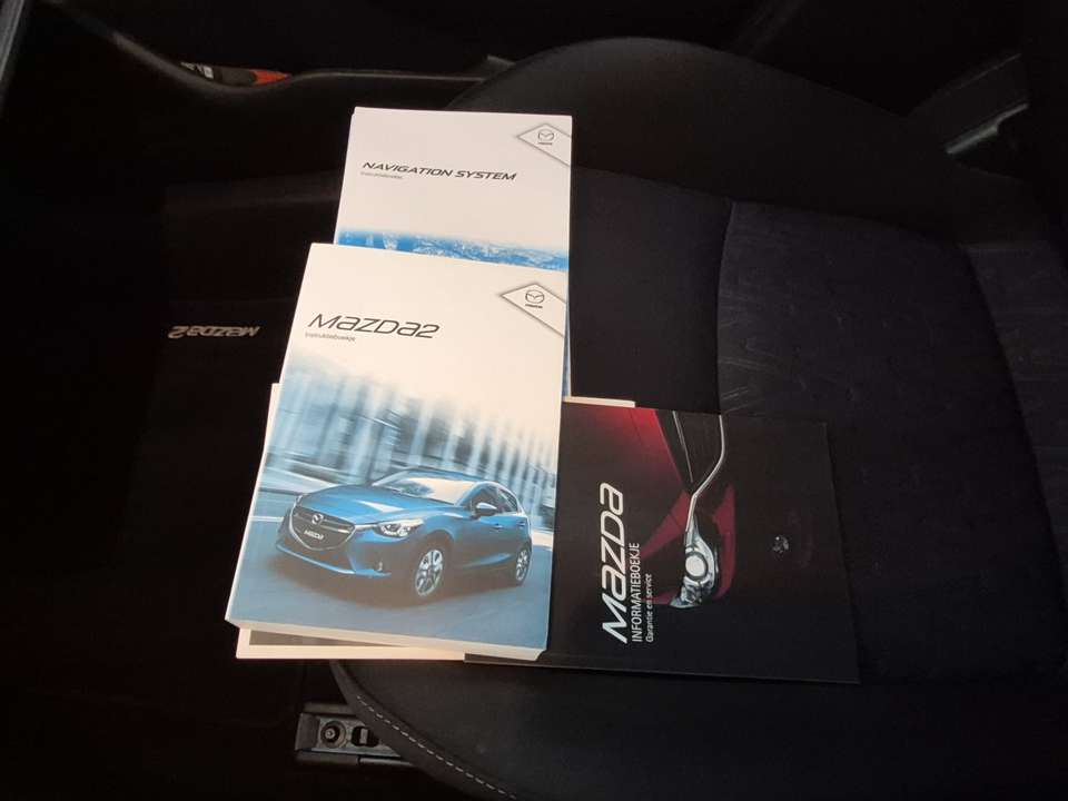 Mazda 2 - Imagem 10