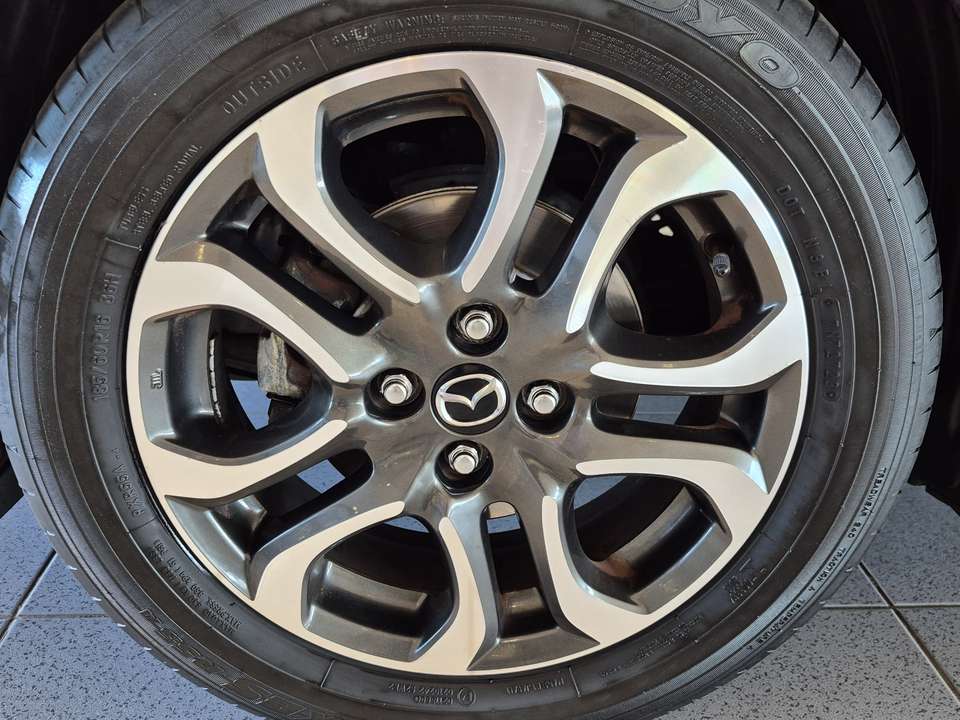 Mazda 2 - Imagem 14