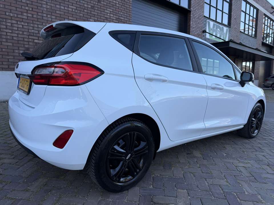 Ford Fiesta - Imagem 2
