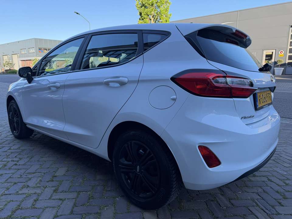 Ford Fiesta - Imagem 6