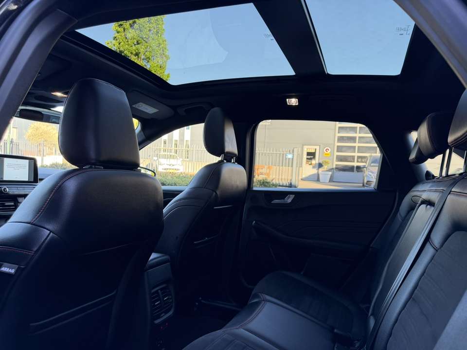 Ford Kuga - Imagem 12