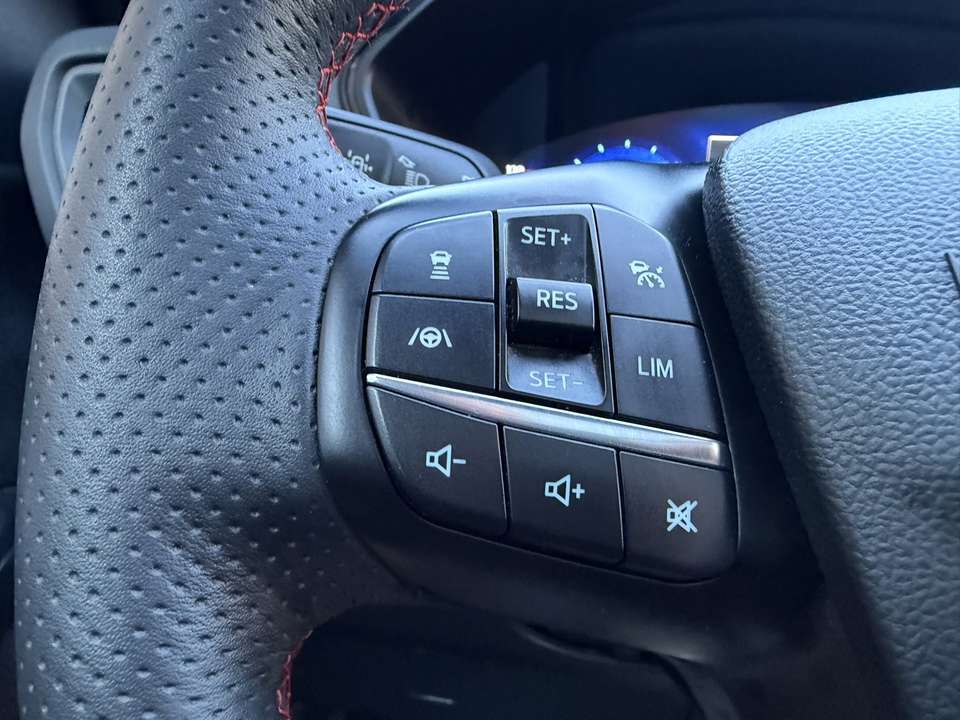 Ford Kuga - Imagem 19