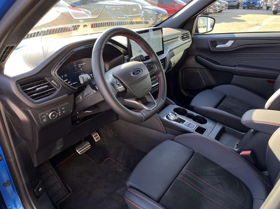 Ford Kuga - Imagem 13
