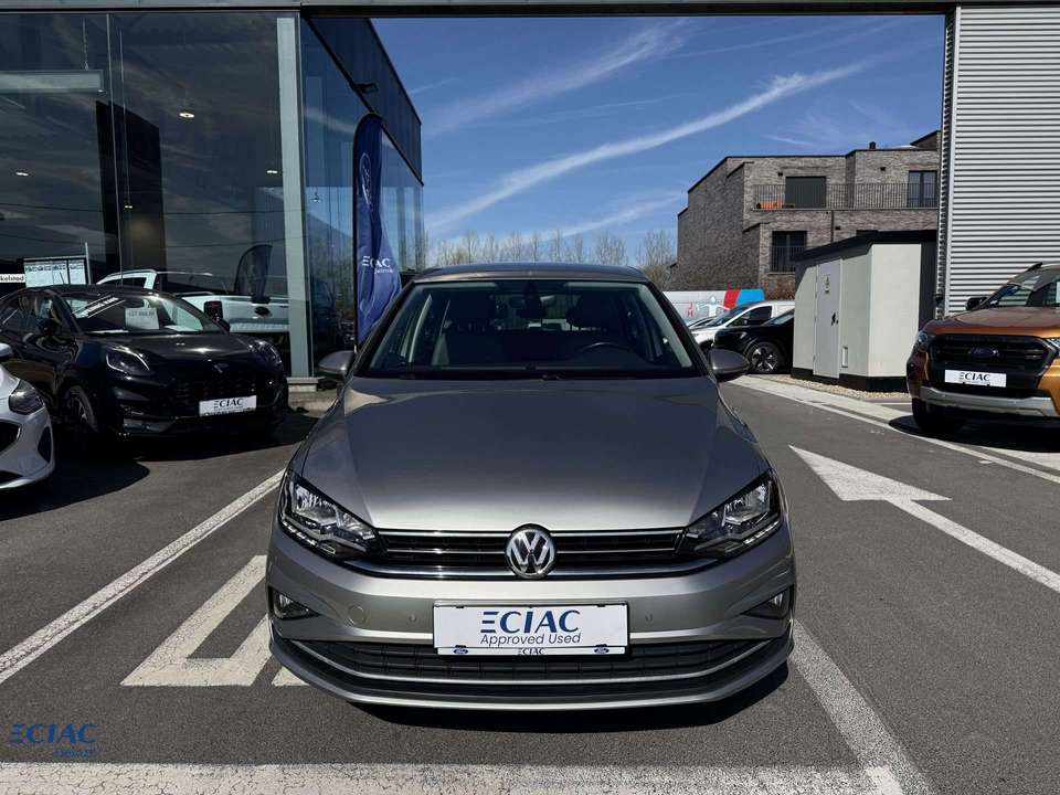 Volkswagen Golf Sportsvan - Imagem 2