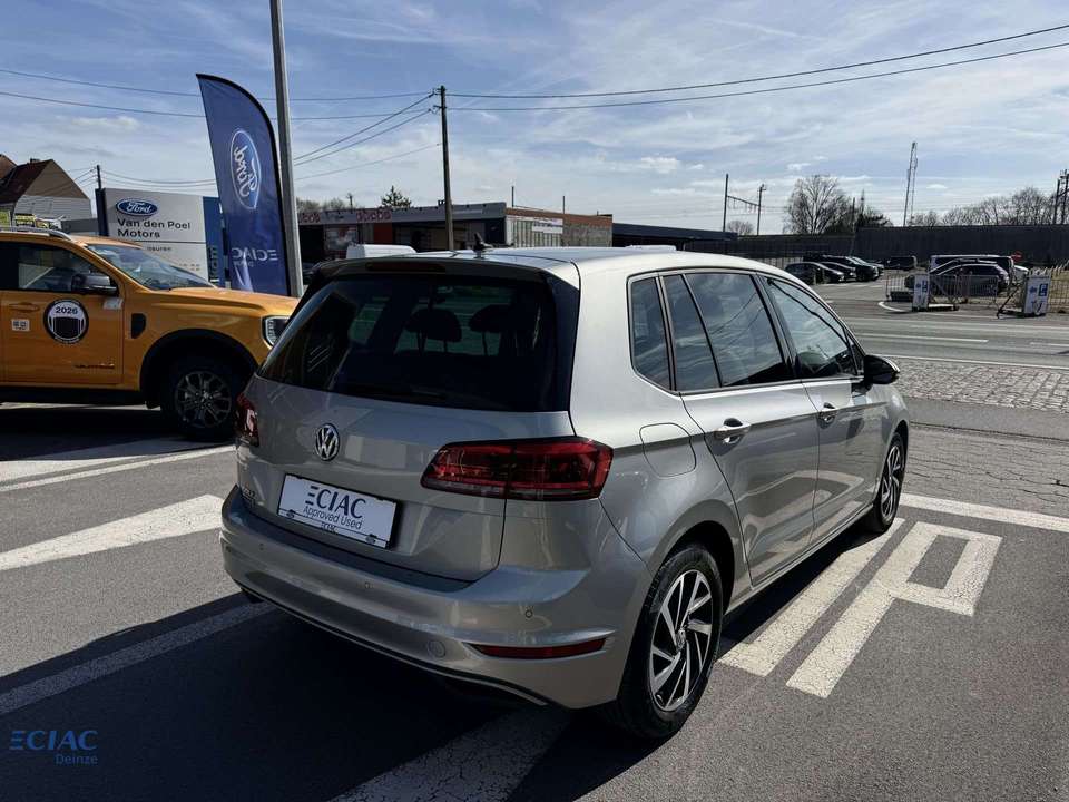Volkswagen Golf Sportsvan - Imagem 6