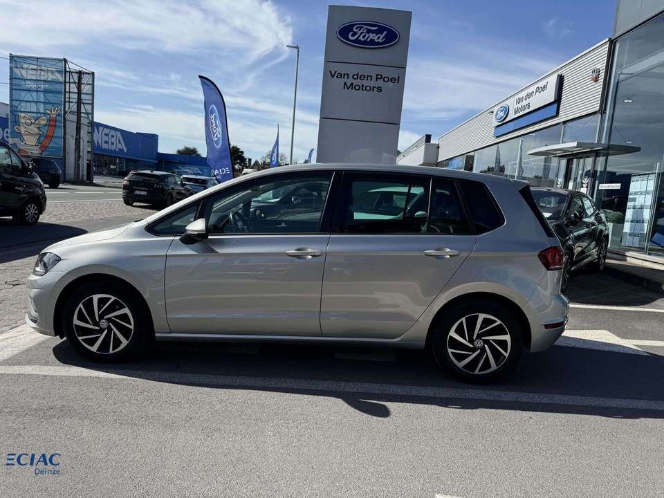Volkswagen Golf Sportsvan - Imagem 9