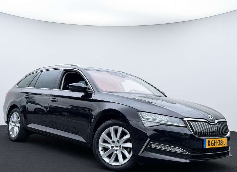 Skoda Superb - Imagem 4