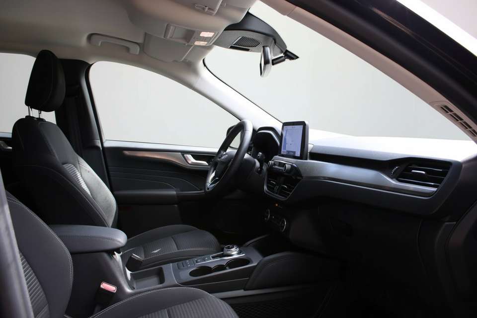 Ford Kuga - Imagem 14