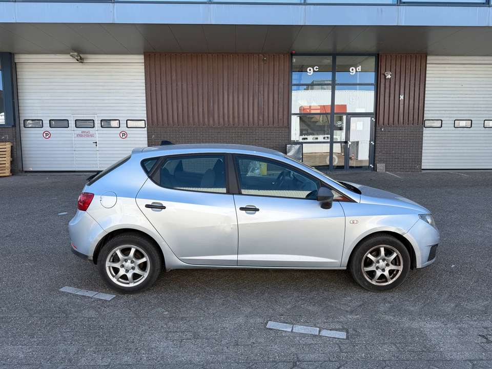 SEAT Ibiza - Imagem 1