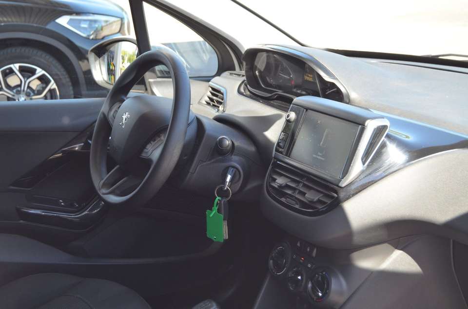 Peugeot 208 - Imagem 8