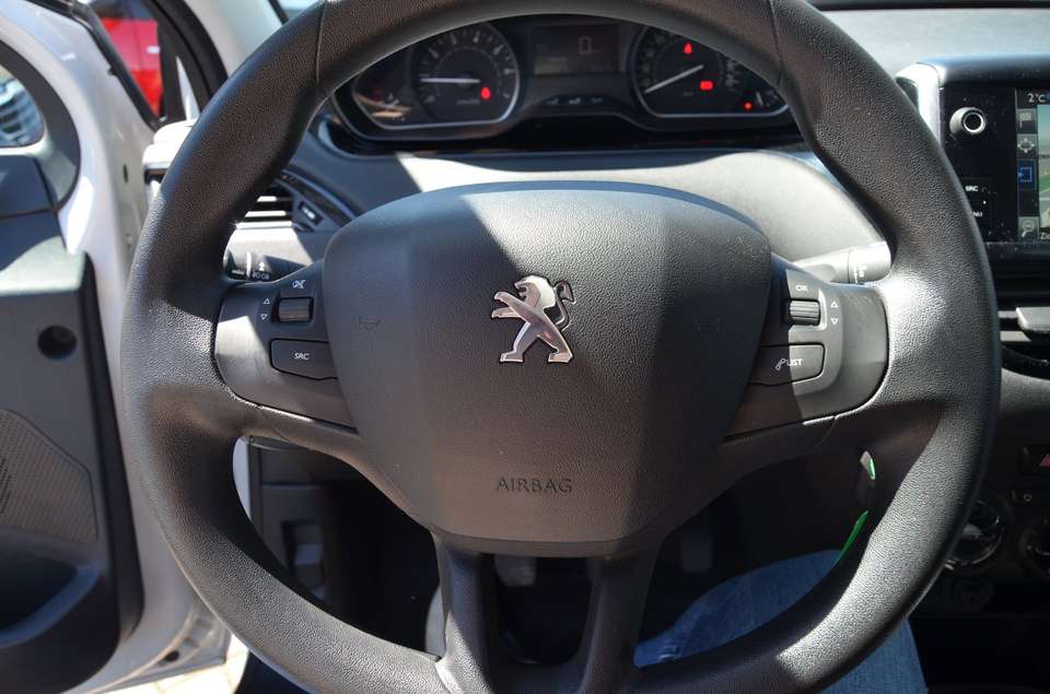 Peugeot 208 - Imagem 12