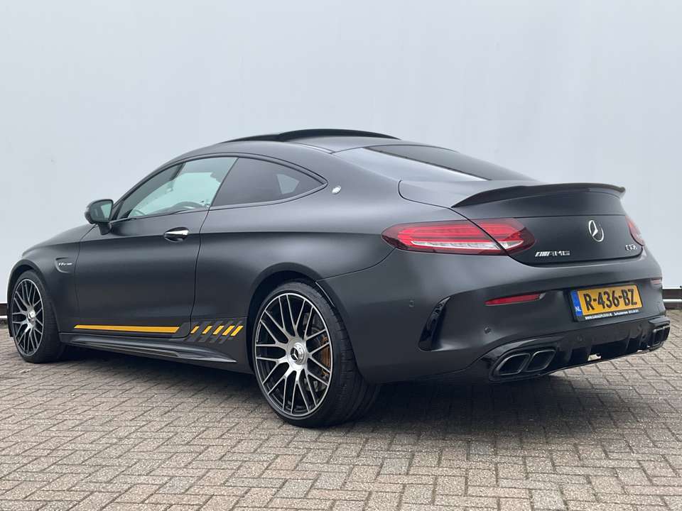 Mercedes-Benz C 63 AMG - Imagem 2