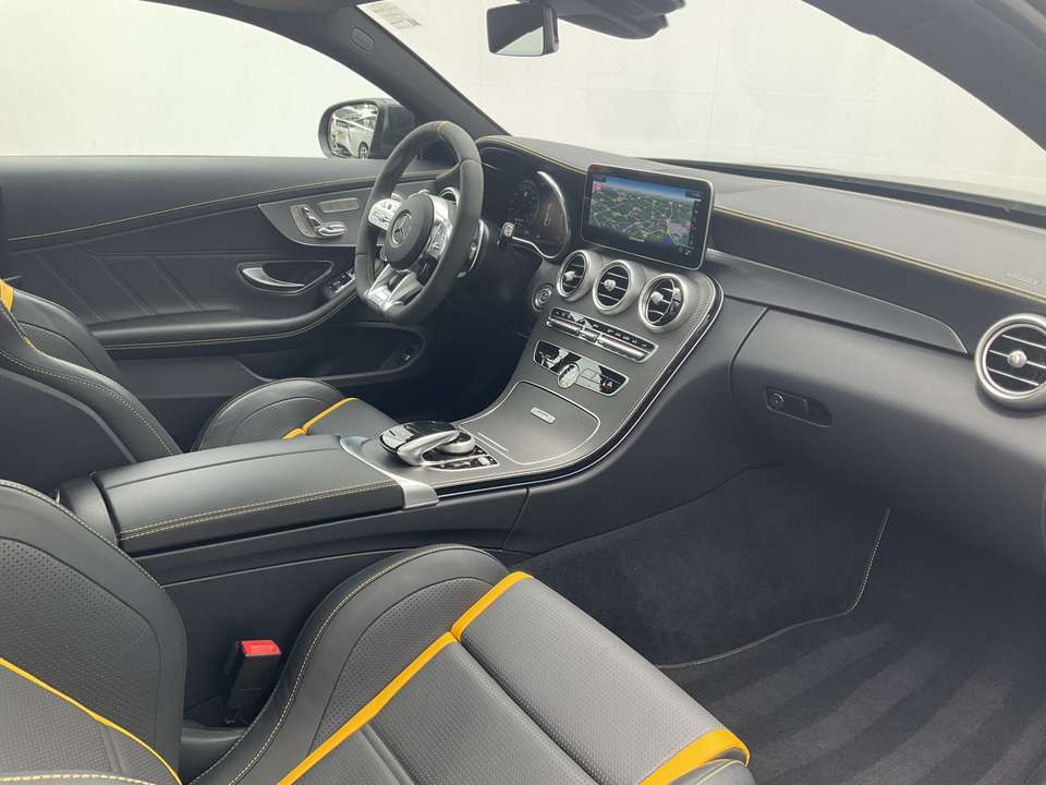 Mercedes-Benz C 63 AMG - Imagem 3