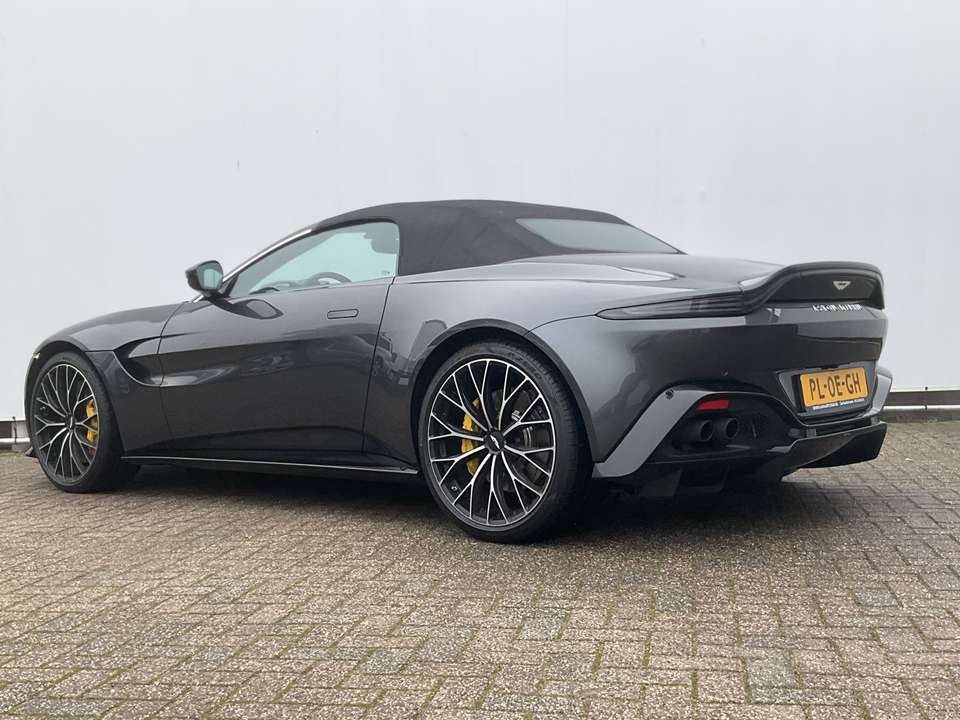 Aston Martin Vantage - Imagem 2