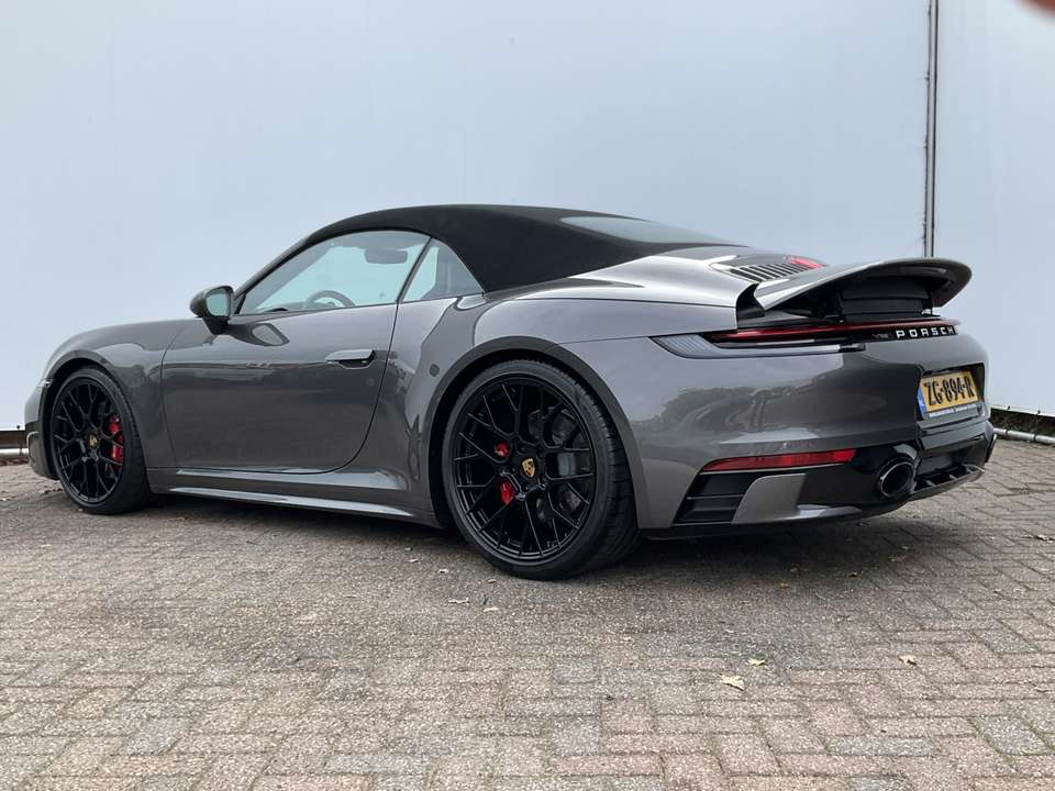 Porsche 992 - Imagem 8