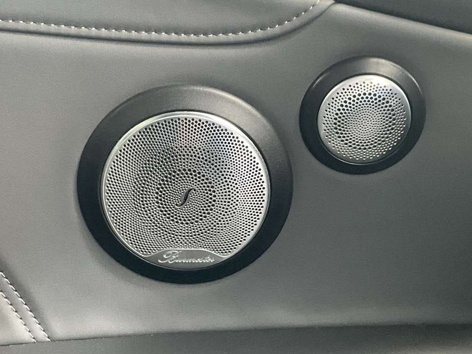 Mercedes-Benz C 63 AMG - Imagem 7