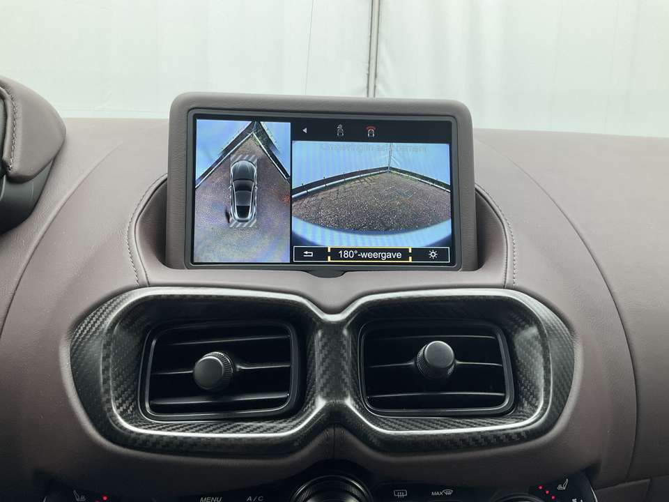 Aston Martin Vantage - Imagem 5
