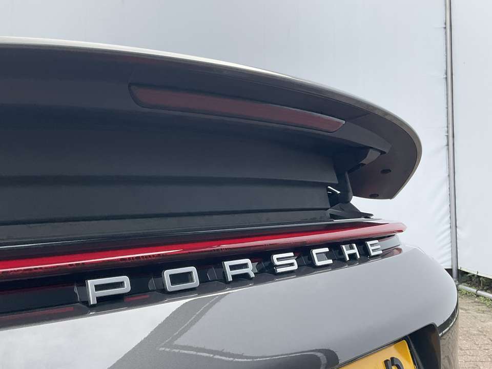 Porsche 992 - Imagem 11