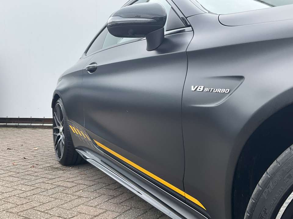 Mercedes-Benz C 63 AMG - Imagem 11