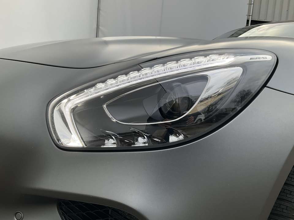 Mercedes-Benz AMG GT - Imagem 12