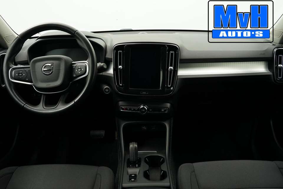 Volvo XC40 - Imagem 2