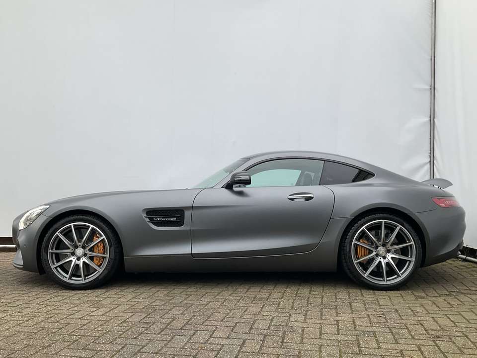 Mercedes-Benz AMG GT - Imagem 18