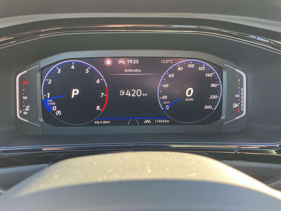 Volkswagen T-Roc - Imagem 14