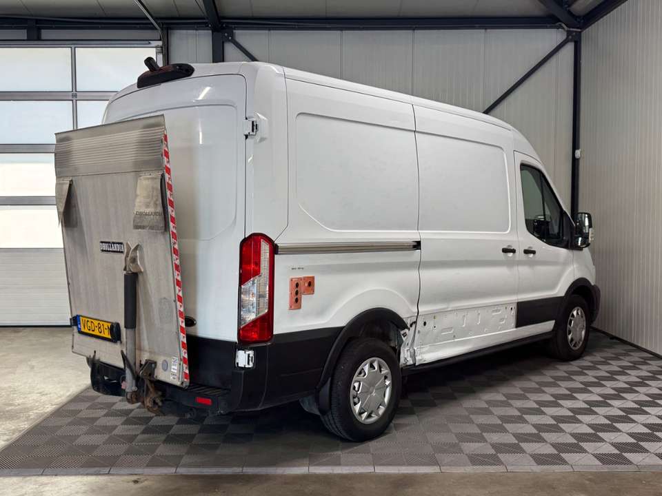 Ford Transit - Imagem 2
