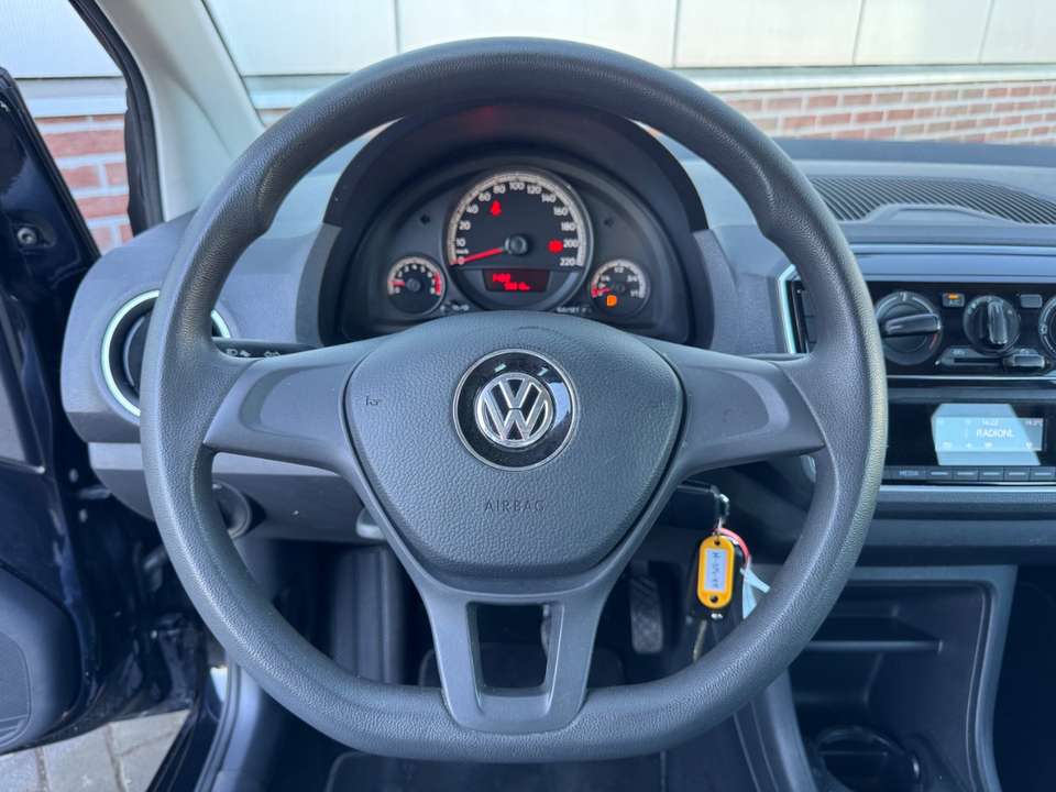 Volkswagen up! - Imagem 12