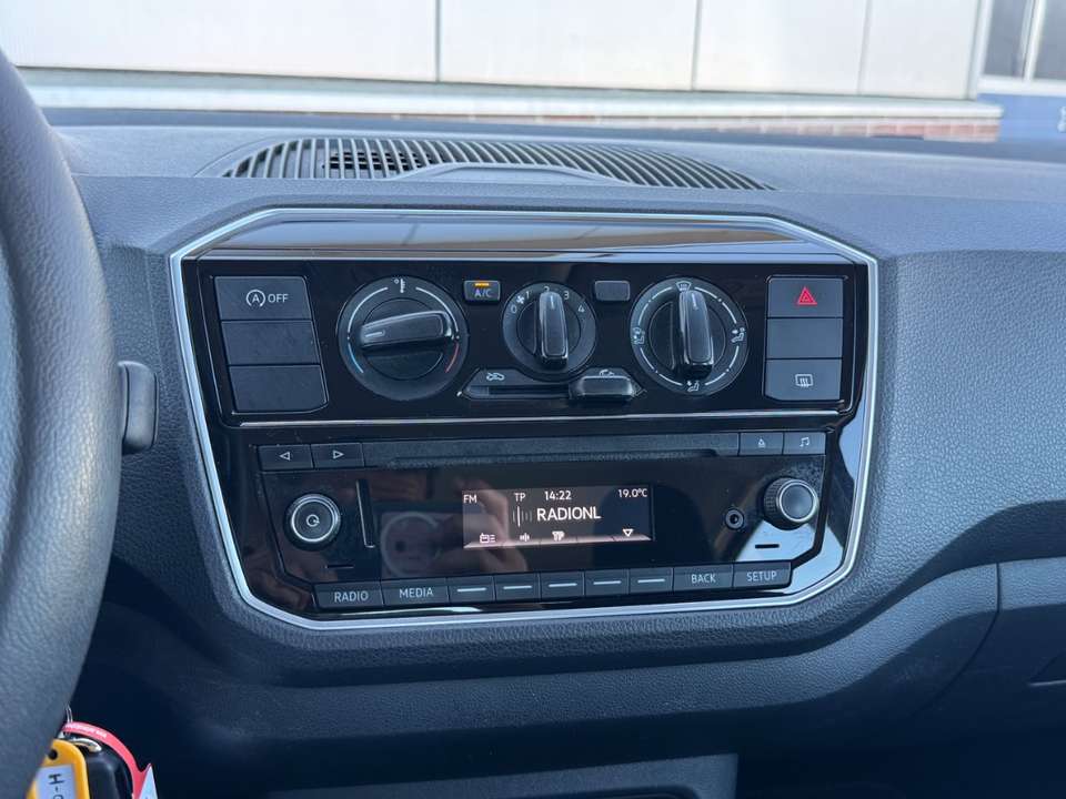 Volkswagen up! - Imagem 14