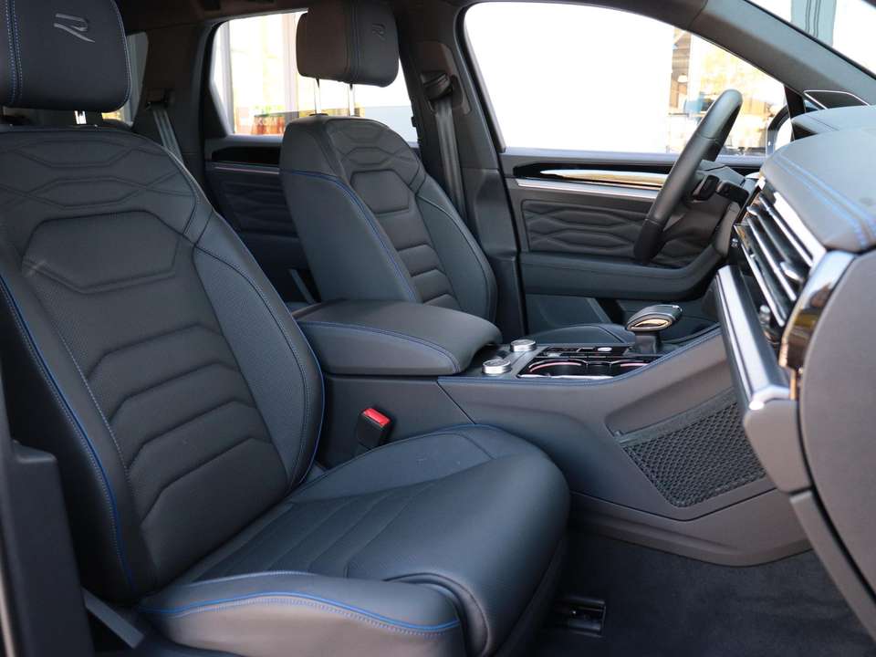 Volkswagen Touareg - Imagem 8