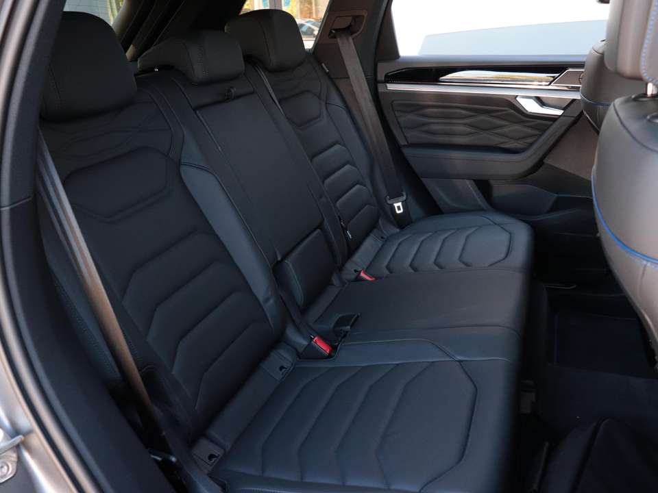 Volkswagen Touareg - Imagem 9