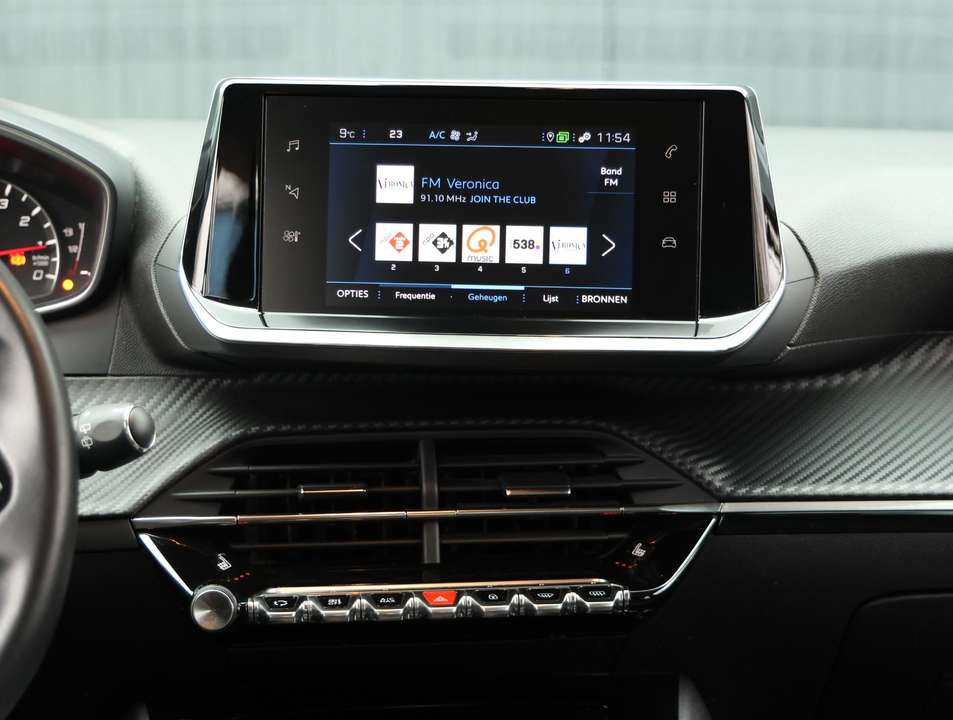 Peugeot 208 - Imagem 13