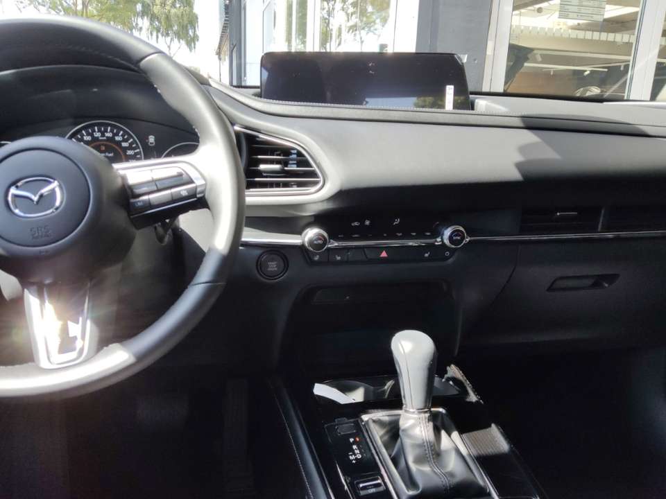 Mazda CX-30 - Imagem 11