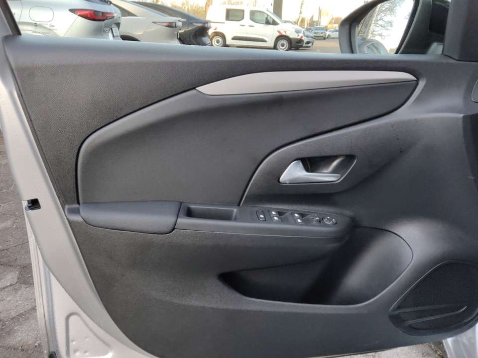 Opel Corsa - Imagem 13