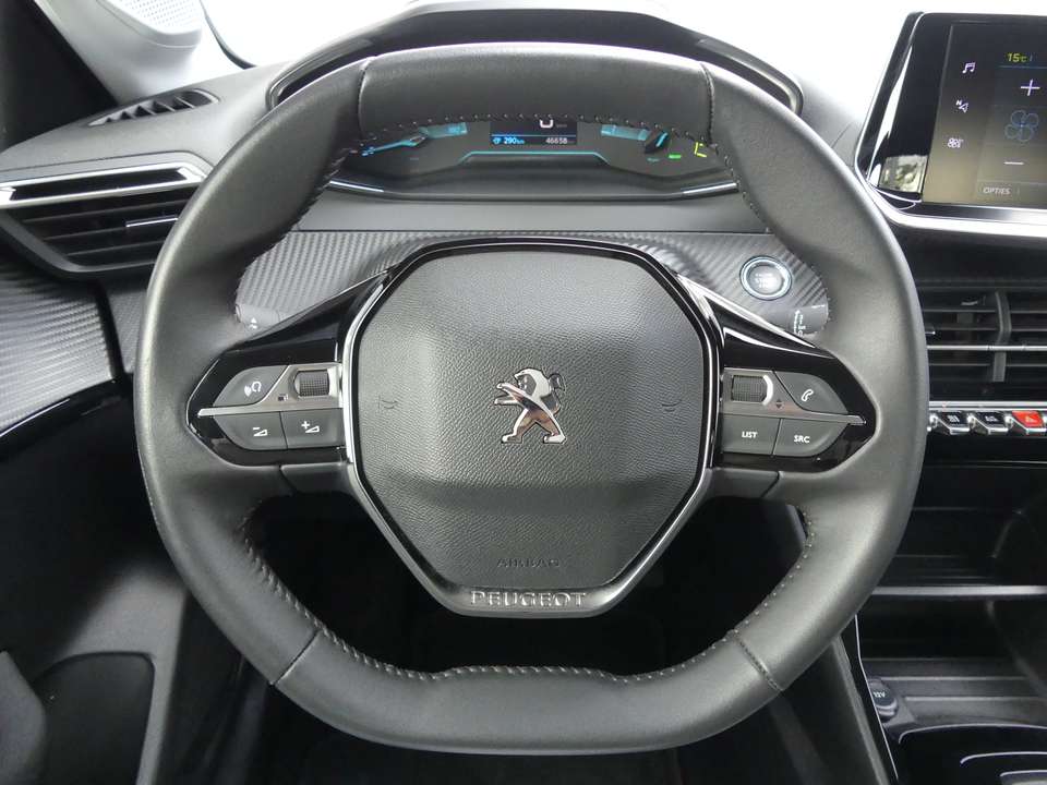 Peugeot e-208 - Imagem 9